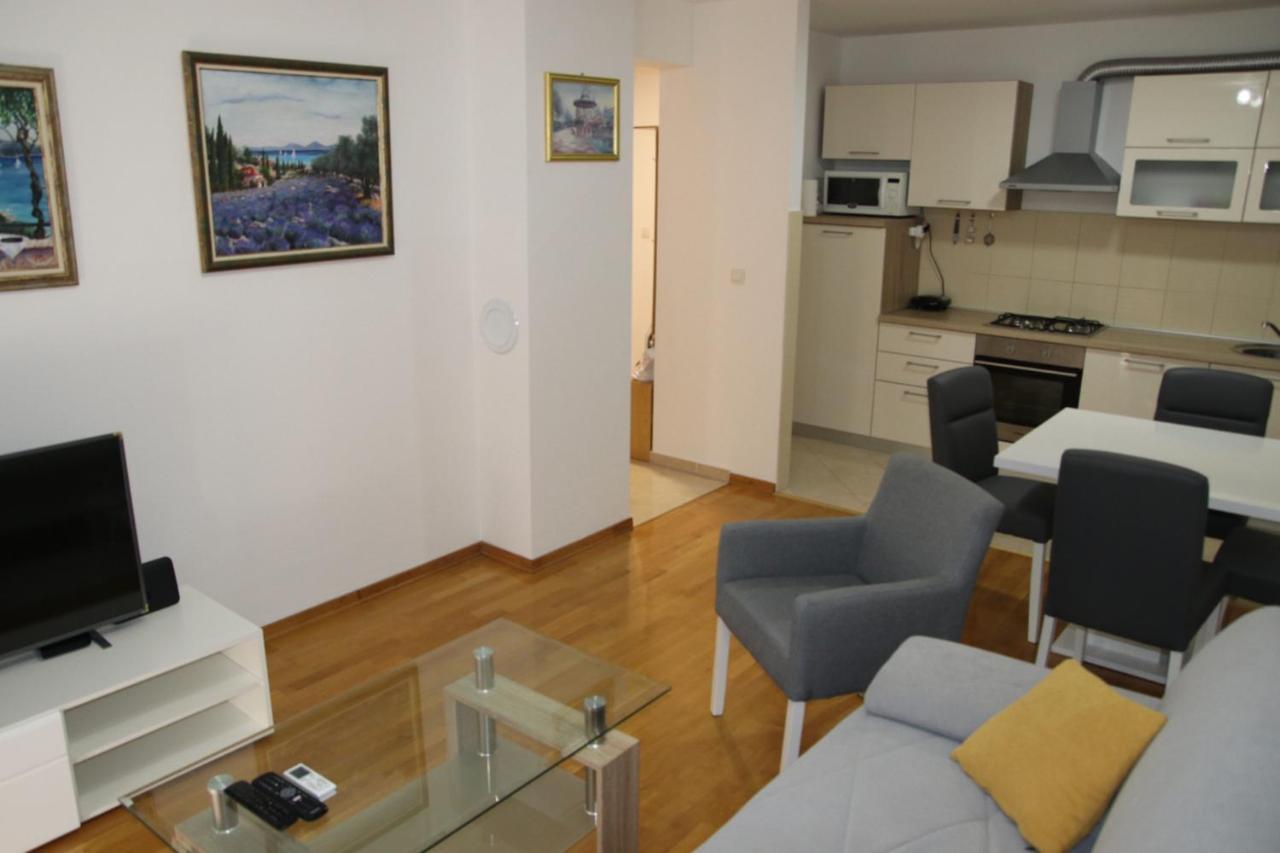 מאקרסקה Apartment Pearl-Free Parking מראה חיצוני תמונה