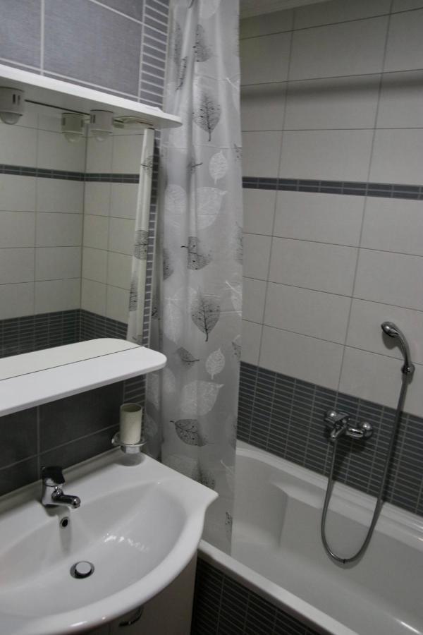 מאקרסקה Apartment Pearl-Free Parking מראה חיצוני תמונה